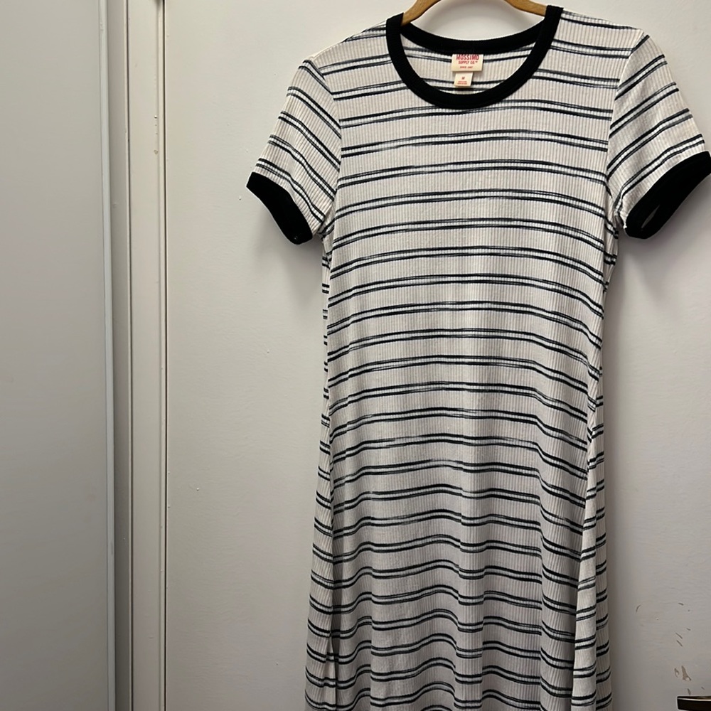 MOSSIMO Dress.     #529